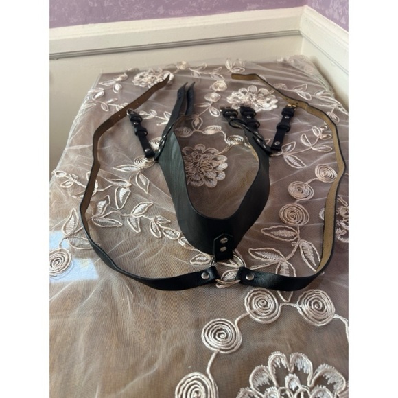 4 piece Black Leather & Metal, Bra Top, Garter, Whip and Chain, Silver Accents - Picture 6 of 17